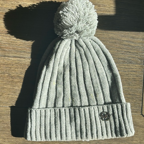 Michael Kors beanie, adult - Picture 1 of 4
